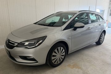 Kombi 1.6 Diesel 110 KM Nawigacja czujniki parkowania grzane fotele